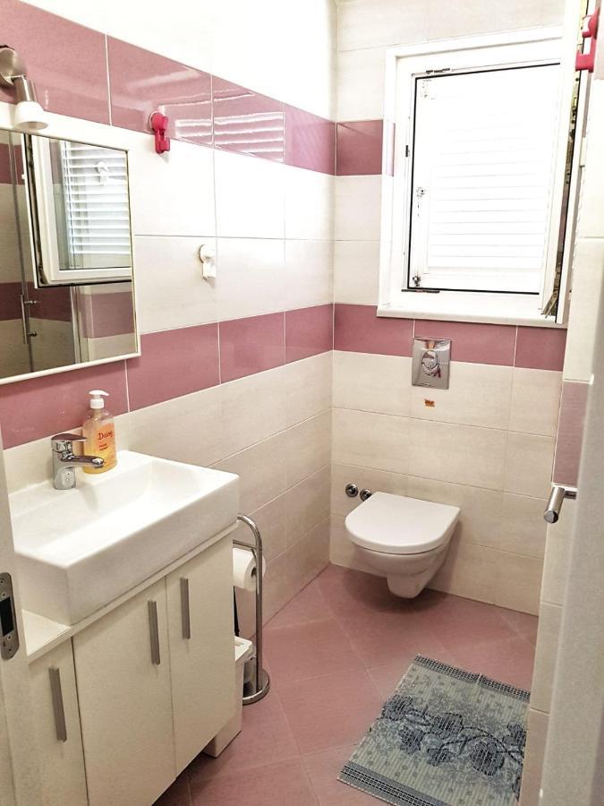 Apartmani Vrancic Mandre Εξωτερικό φωτογραφία