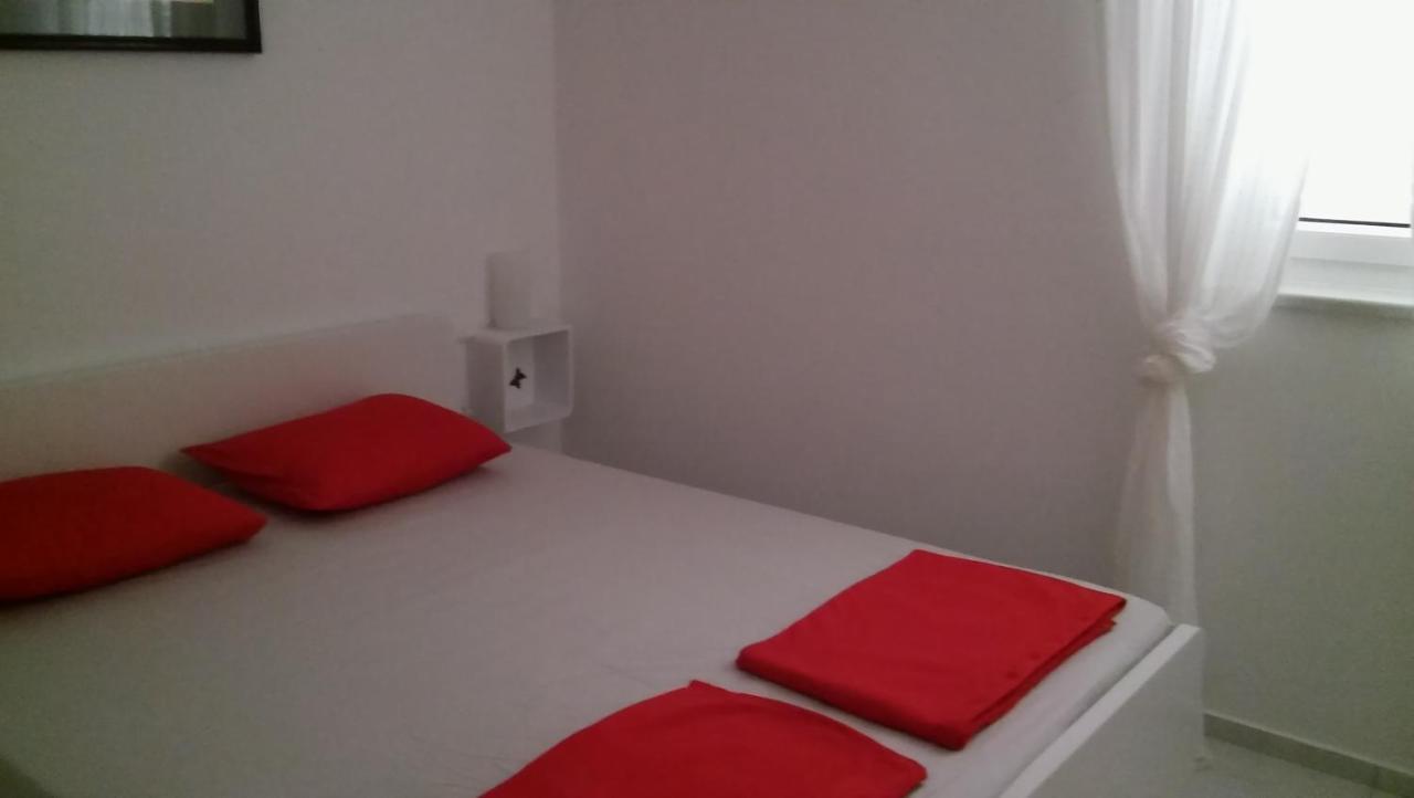 Apartmani Vrancic Mandre Εξωτερικό φωτογραφία